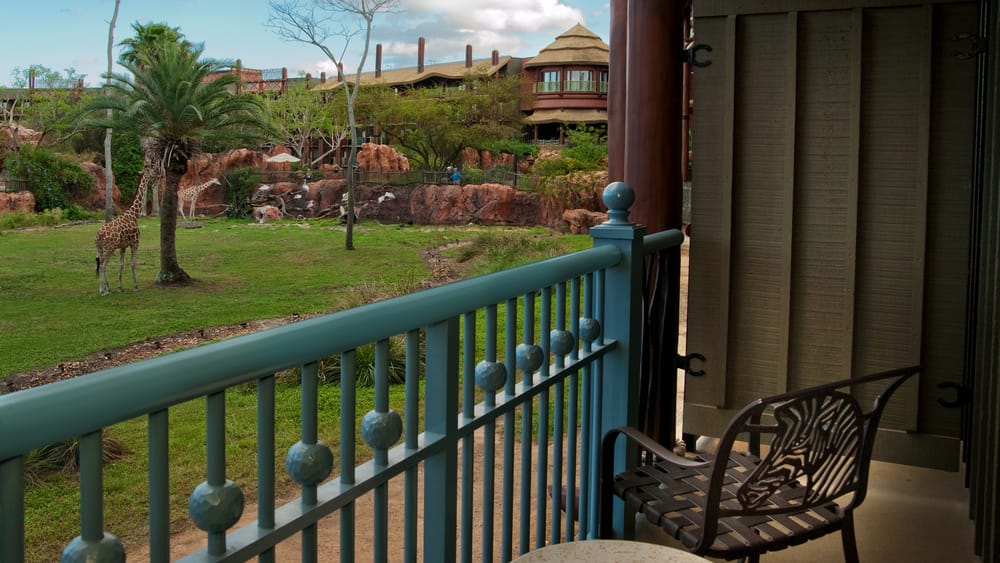 2235_003_WhlChTub-1000x563-43dba24 Disney World Resort: Animal Kingdom Villas Jambo House Balcony View