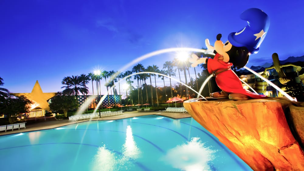 all-star-movies-resort-03-1000x563-89e7152 Disney World Resort: All Star Movies pool
